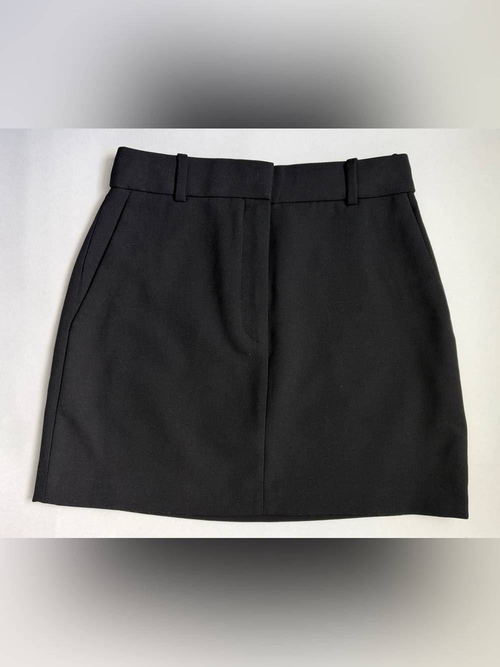 NWOT Aritzia Babaton Black Tailored Mini Skirt Size 0